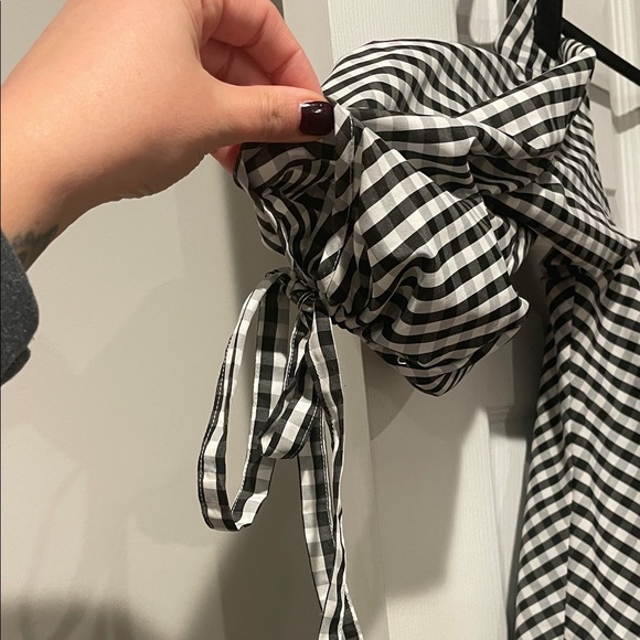 Black and white checked off the shoulder top - Picture 3 of 7
